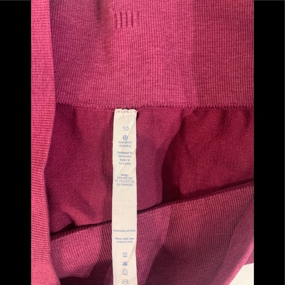 🌸2/$25 Lululemon Seamlessly Street Crop Heathered Dashing Deep Redish Purple - Picture 10 of 10